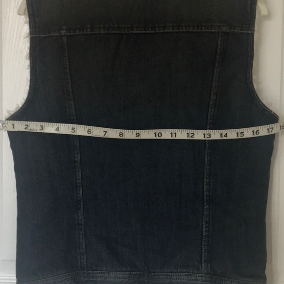 Levi’s Jeans Dark Wash Jacket Vest Fuzzy Sherpa XS - Picture 6 of 10